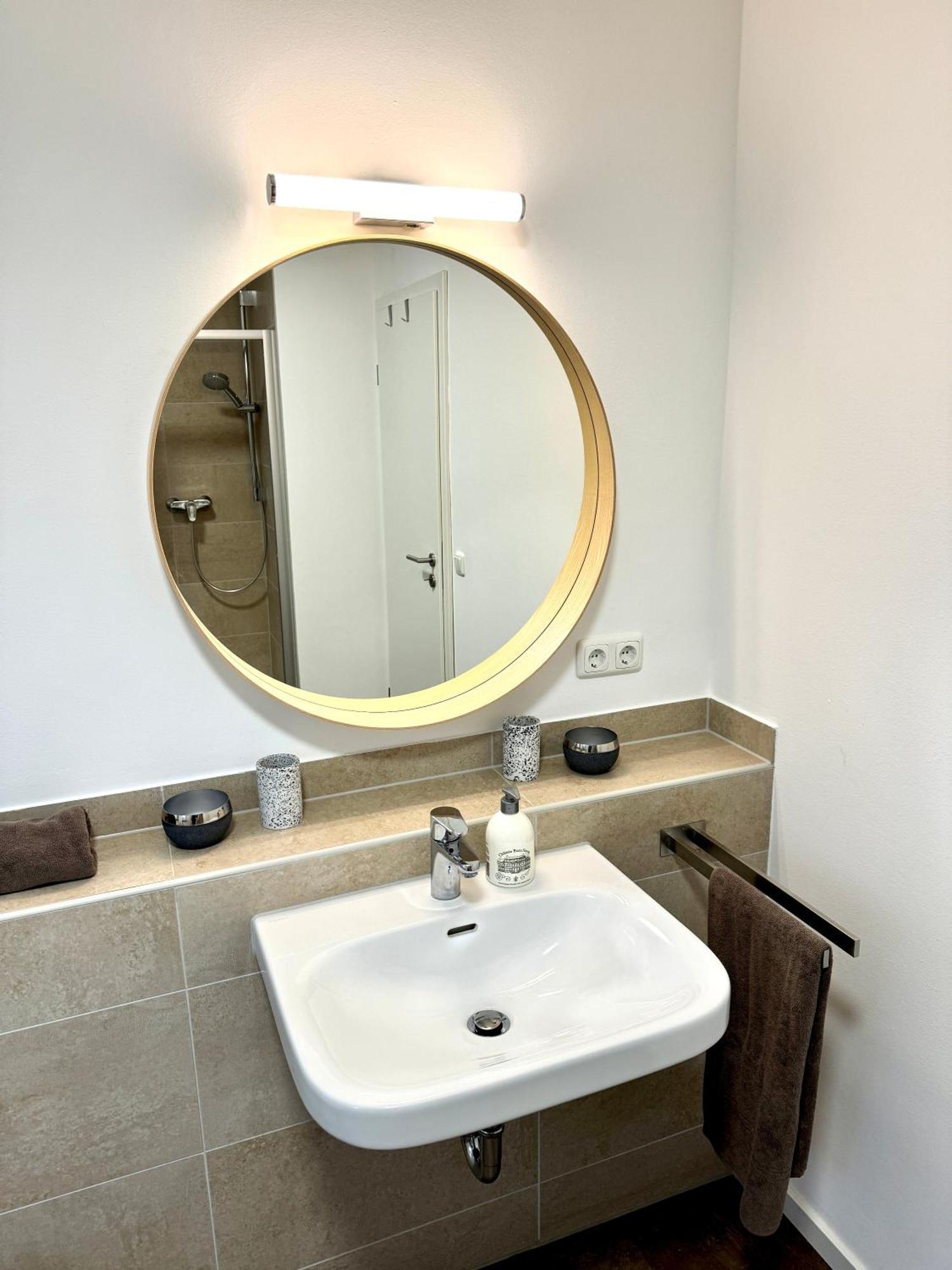 Ferienwohnung "Dream Suite" - Im Coburger Wonderland - Ihr Zuhause Auf Zeit! Кобург Екстер'єр фото